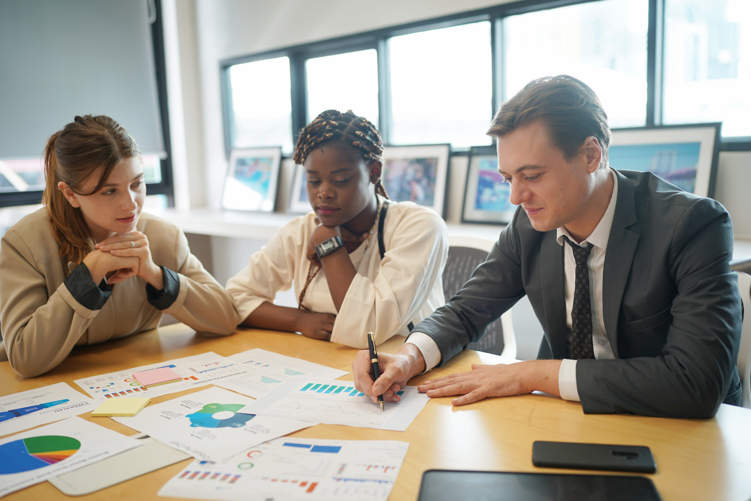 About quasir investment- image of business consultation